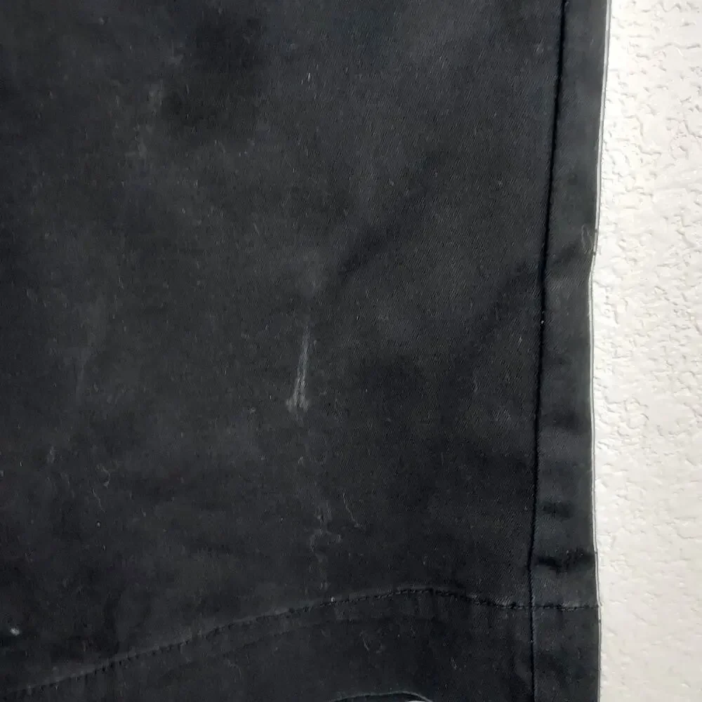 CAbi Black Chino Bermuda Length Shorts Size 4 - Picture 12 of 12